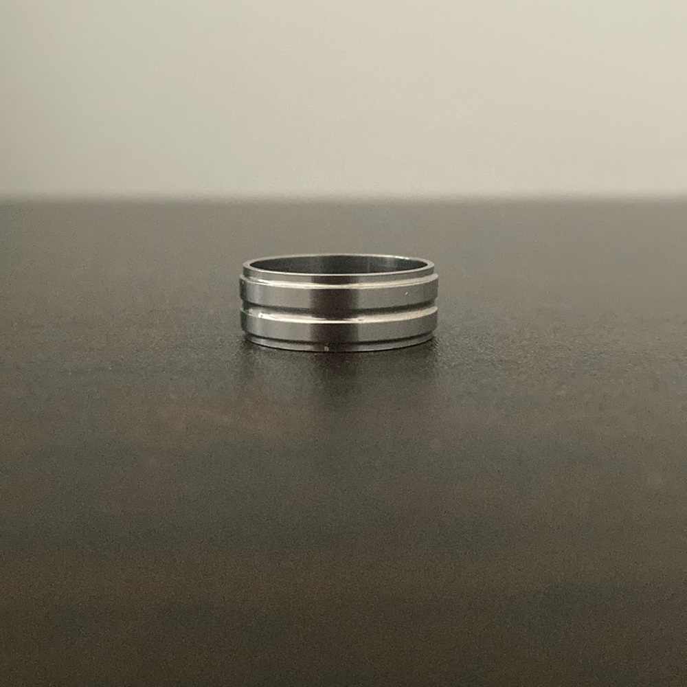Size 7 Stainless Steel Ring